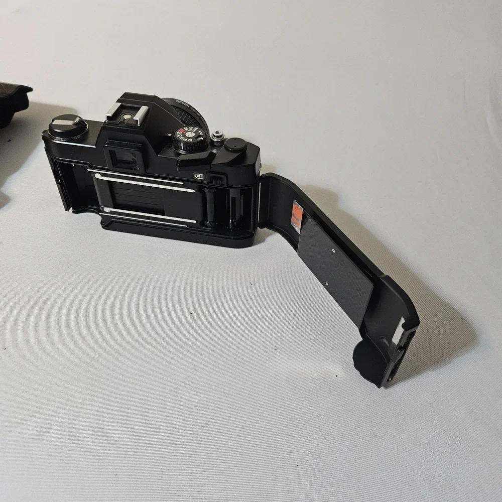 Konica TC 35mm Camera W/ Hexanon 55mm Haze 1 w/ Extras Untested
